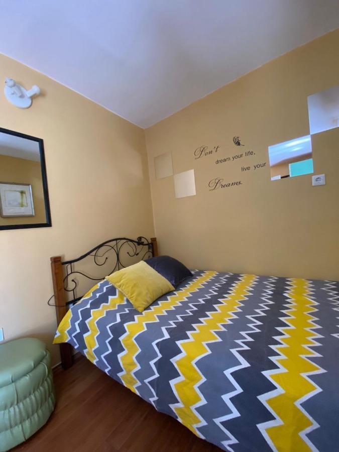 Cosy Accommodation In The Center Of Split Exterior photo